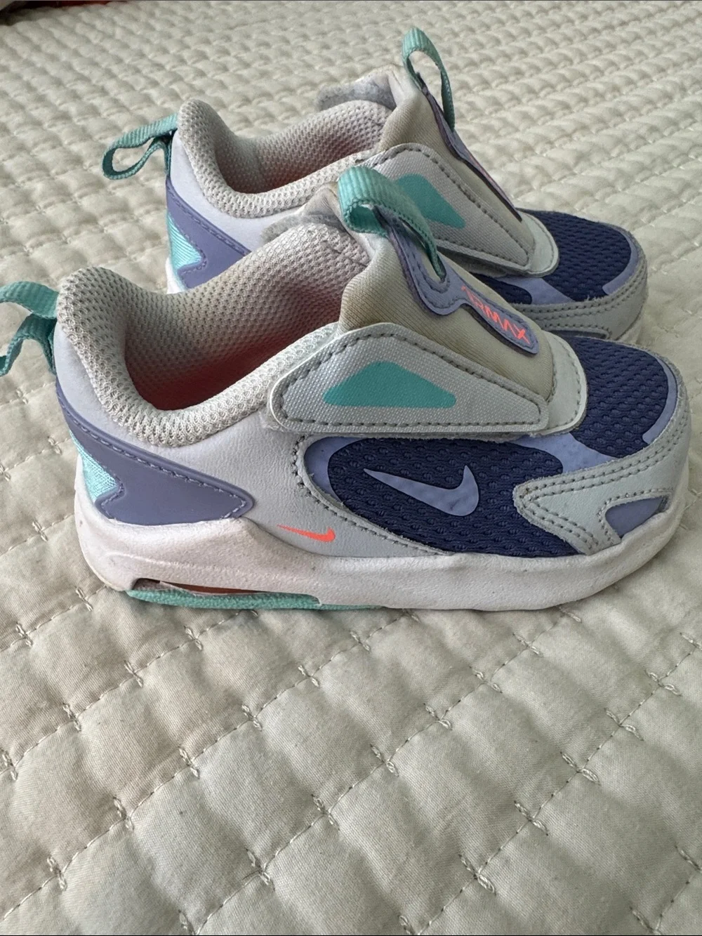 Nike Kids Navy, Teal & Coral Slip-On Sneakers